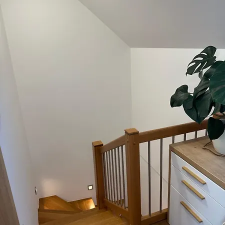 Vila Sencur * Šenčur
